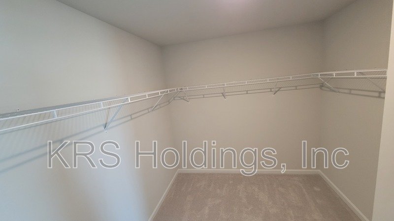 Luxurious Townhome available for rent in Trace at Olde Towne area! property image