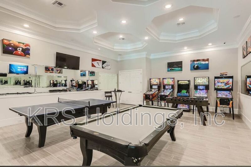 Luxurious Townhome available for rent in Trace at Olde Towne area! property image