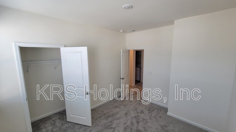 Luxurious Townhome in Amazing Wendell Location! property image