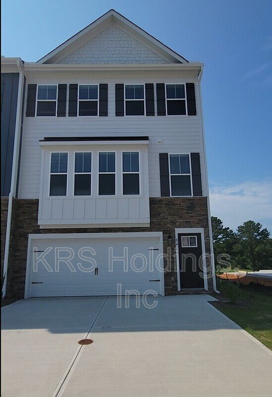 Luxurious Townhome in Amazing Wendell Location! property image