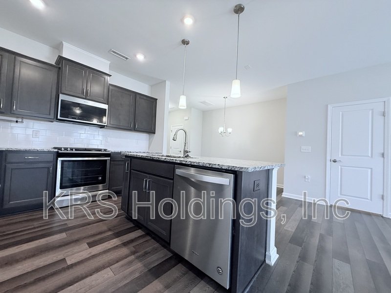 Amazing Townhome Close to RDU! property image