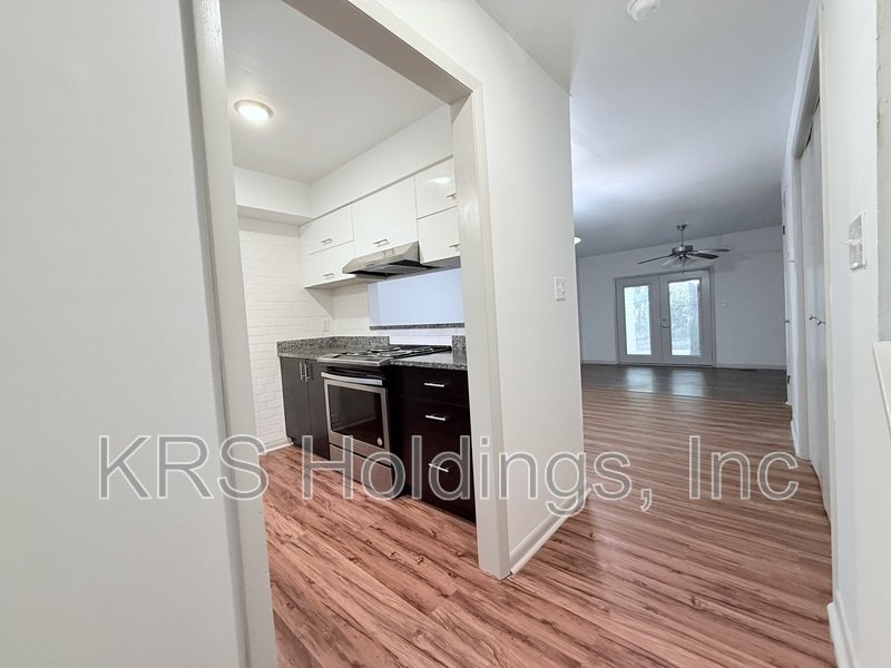 Amazing 2 Bedroom in Prime Location! property image