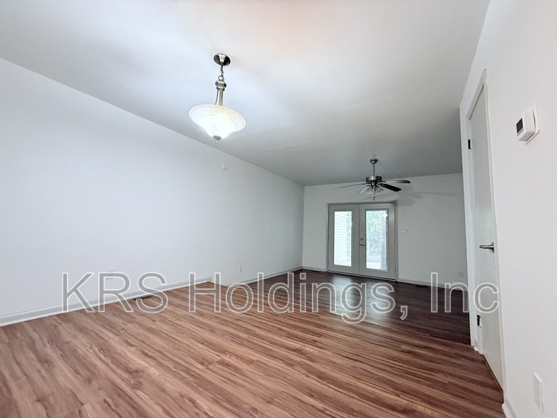 Amazing 2 Bedroom in Prime Location! property image