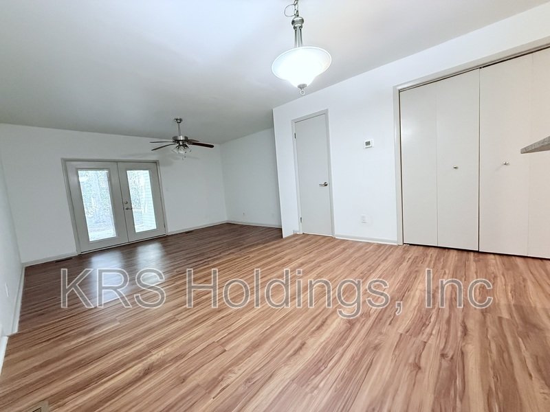 Amazing 2 Bedroom in Prime Location! property image