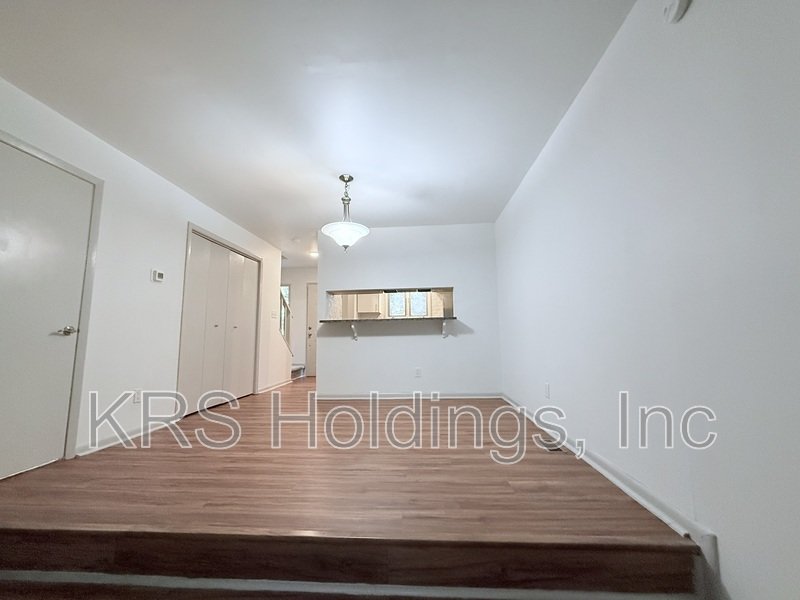 Amazing 2 Bedroom in Prime Location! property image