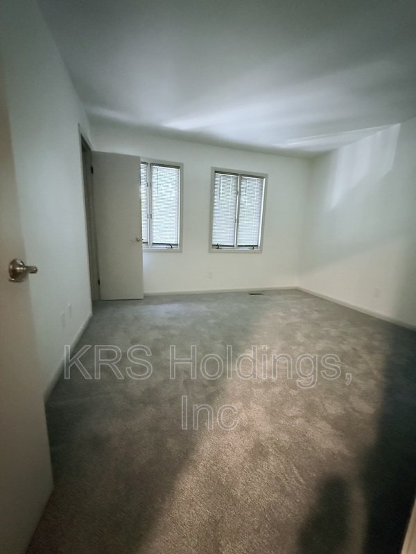 Amazing 2 Bedroom in Prime Location! property image