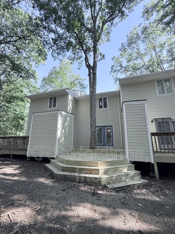 Amazing 2 Bedroom in Prime Location! property image