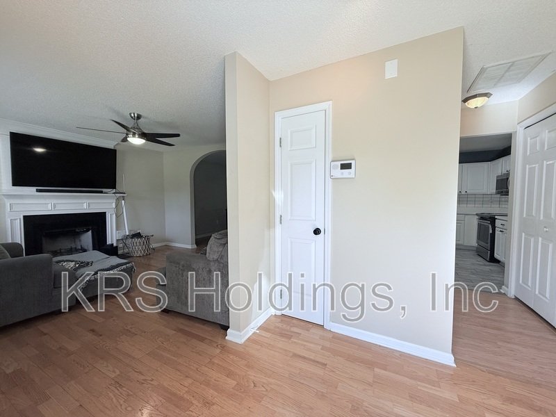 3 Bedroom Home in Great Raleigh Location! property image