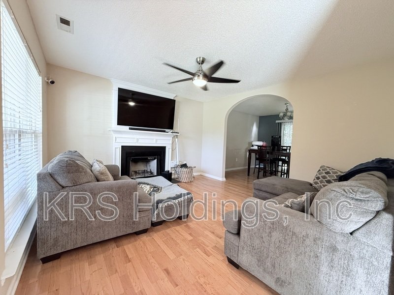 3 Bedroom Home in Great Raleigh Location! property image