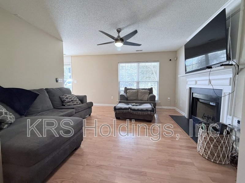 3 Bedroom Home in Great Raleigh Location! property image