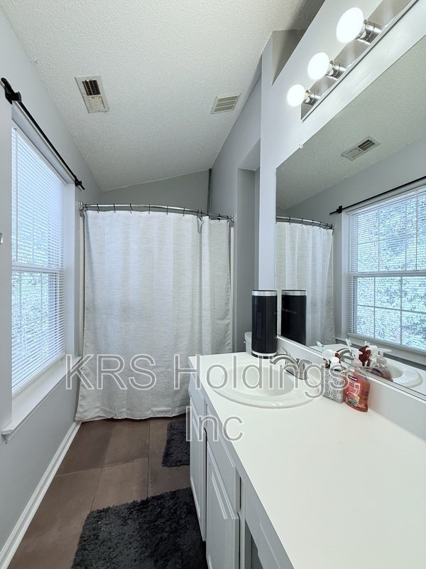 3 Bedroom Home in Great Raleigh Location! property image