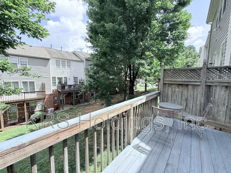 Townhouse in Fantastic Raleigh Location! property image