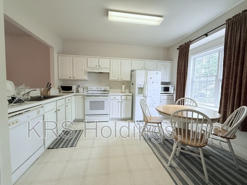Townhouse in Fantastic Raleigh Location! property image