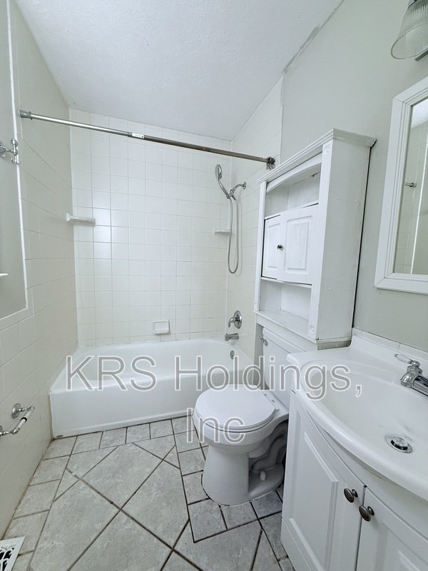 Charming House in Apex! property image