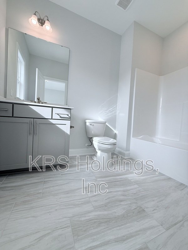 BRAND NEW CONSTRUCTION 5 BEDROOM HOME! property image