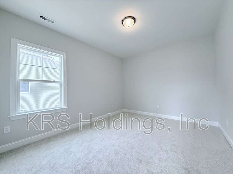 BRAND NEW CONSTRUCTION 5 BEDROOM HOME! property image