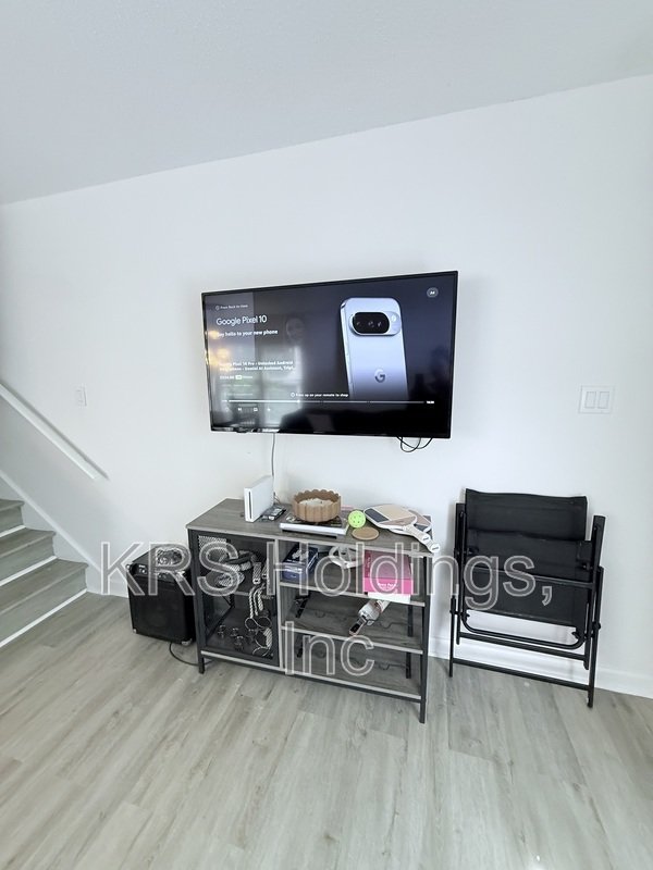 Chapel Hill Townhome for Rent – Convenient to UNC property image