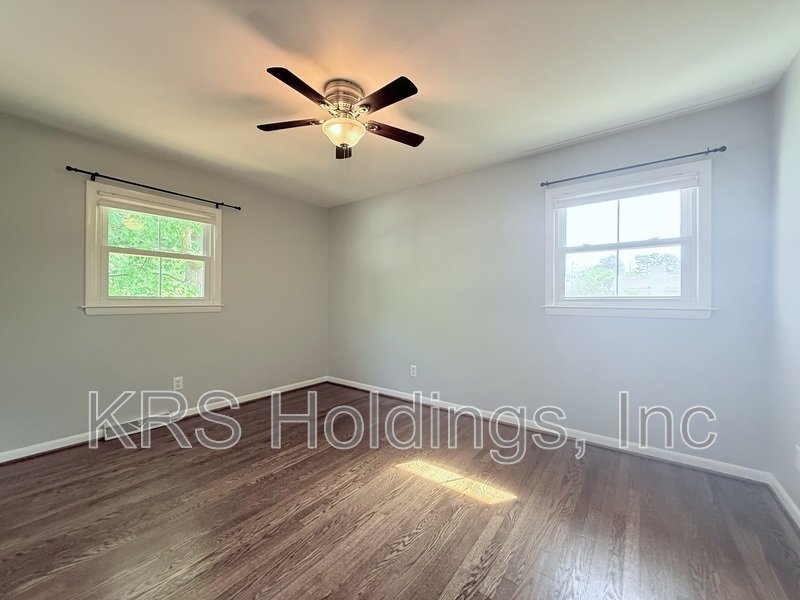 Adorable Home in Greenwood Farms! property image