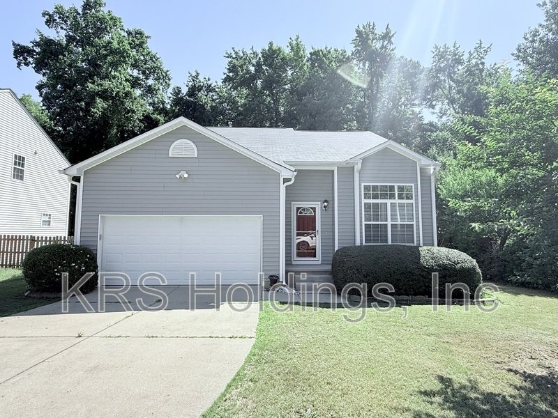 Gorgeous & Cozy Home in Fuquay Varina! property image