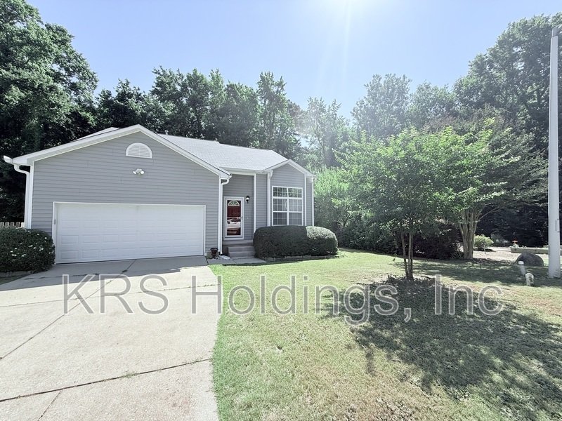 Gorgeous & Cozy Home in Fuquay Varina! property image