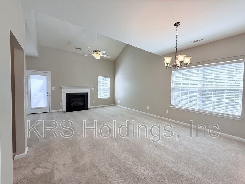Gorgeous & Cozy Home in Fuquay Varina! property image