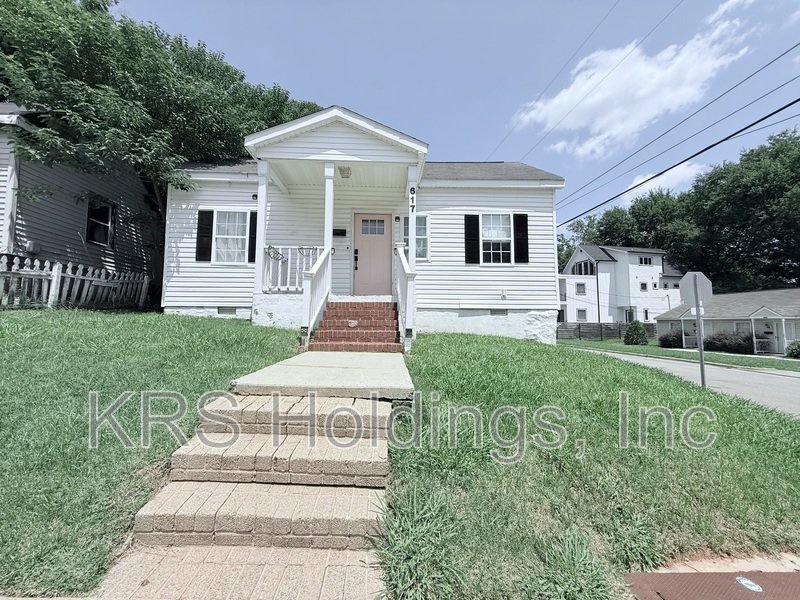 A Charmer in Downtown Raleigh ! property image