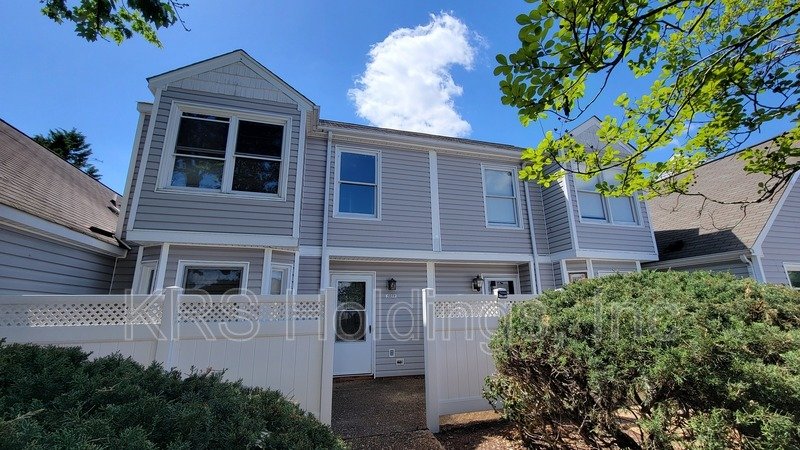 Charming Townhome in North East Raleigh for Rent! property image