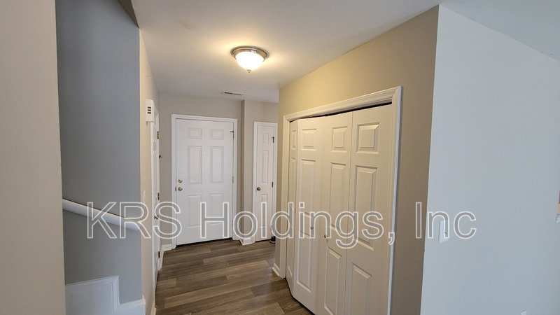 Charming Townhome in North East Raleigh for Rent! property image