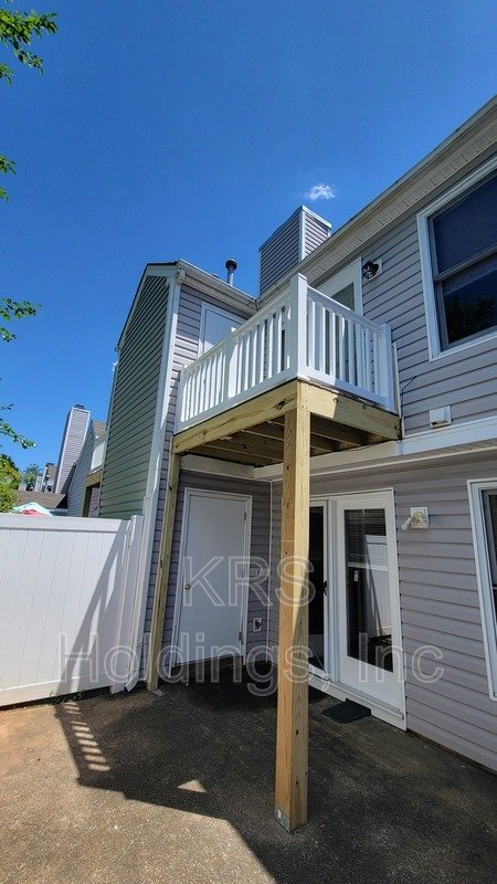 Charming Townhome in North East Raleigh for Rent! property image