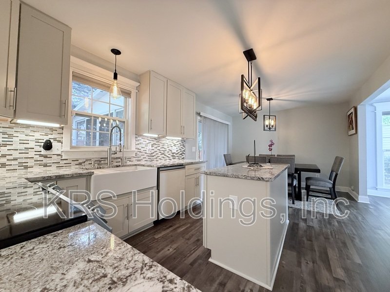Cul-de-sac Living in Amazing Raleigh Neighborhood! property image