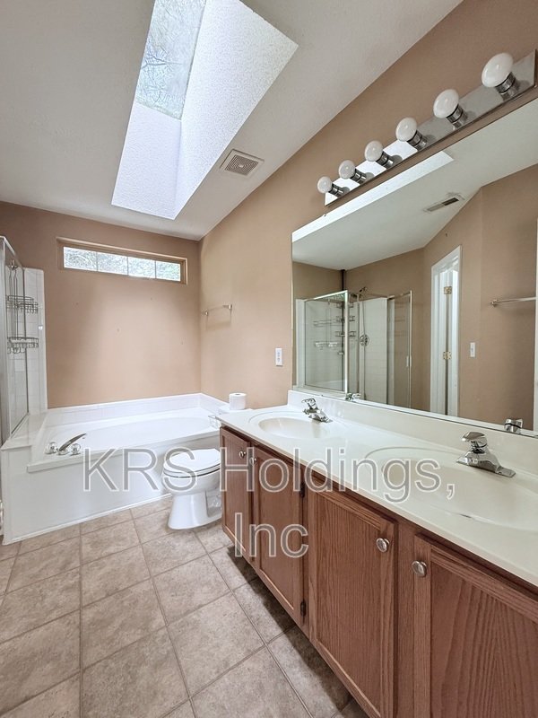 Cul-de-sac Living in Amazing Raleigh Neighborhood! property image