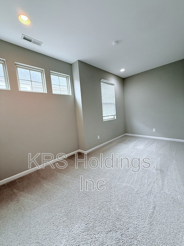Unique Townhome in RTP! property image