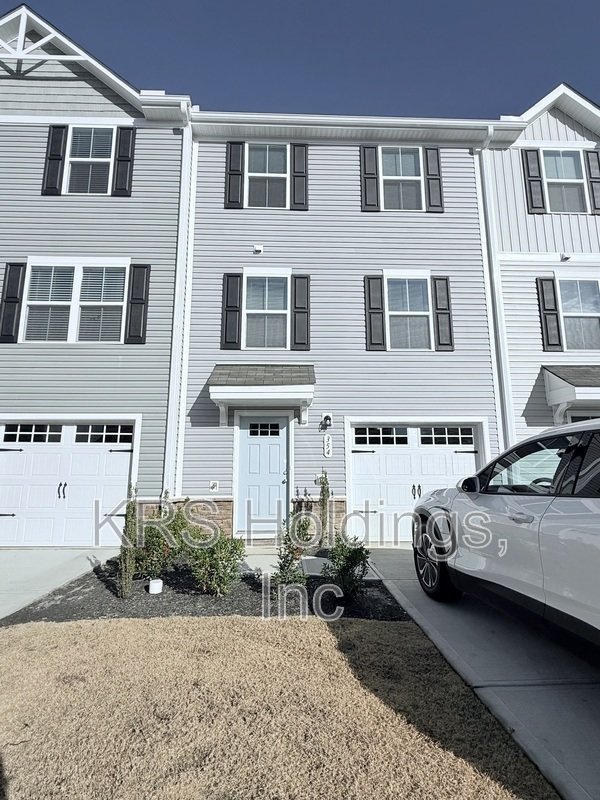 Gorgeous Townhome in Zebulon! property image
