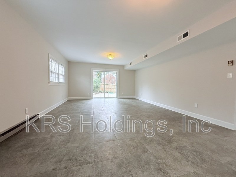 Large Home in East Raleigh with a POOL! property image