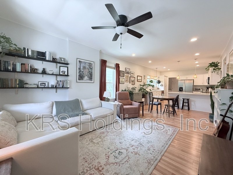 Renovated Downtown Durham Bungalow property image