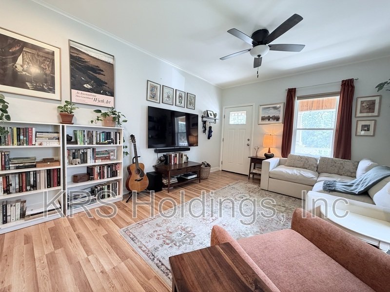 Renovated Downtown Durham Bungalow property image