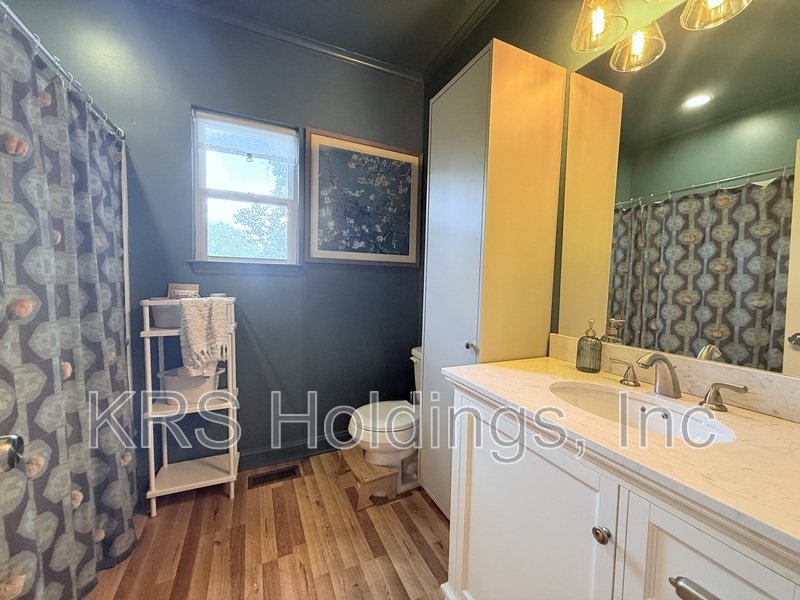 Renovated Downtown Durham Bungalow property image