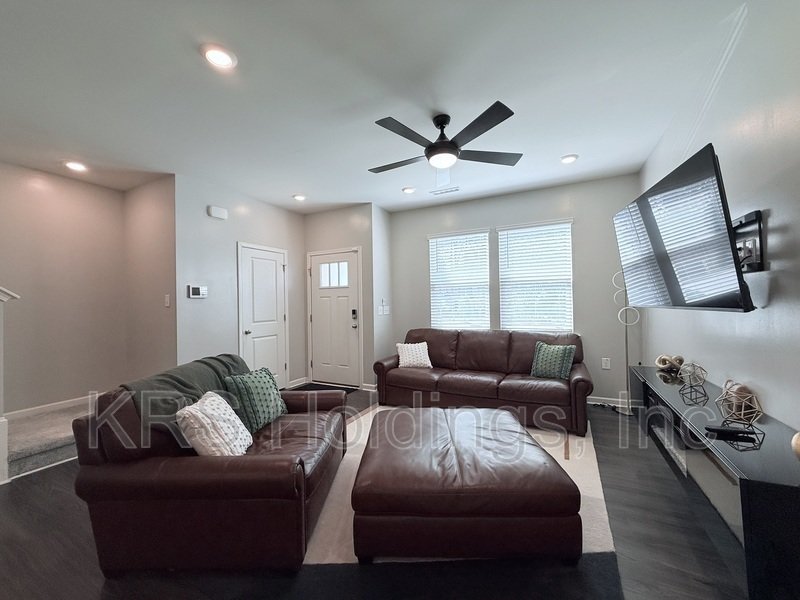 Immaculate Raleigh Townhome property image