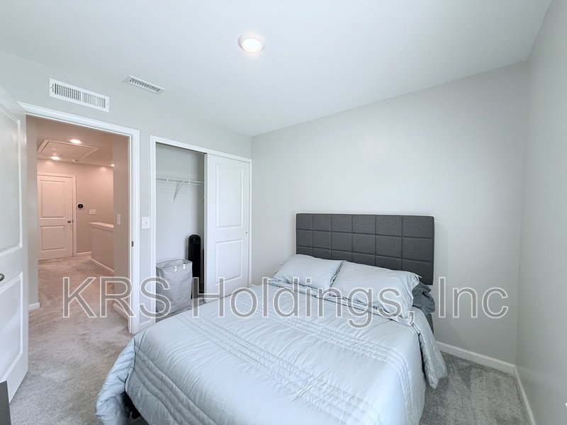 Immaculate Raleigh Townhome property image