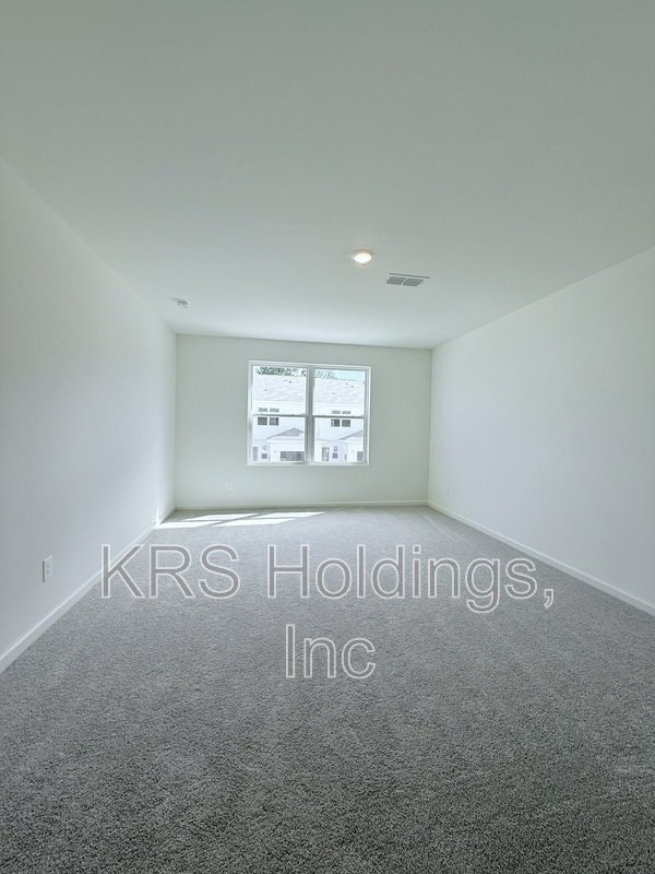 BRAND NEW CONSTRUCTION IN DURHAM! property image